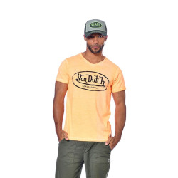 Choisissez ce t-shirt homme orange logo Von Dutch pour vous concocter un look à la fois branché et vintage. Associez-le à une casquette Von Dutch pour un style affirmé.